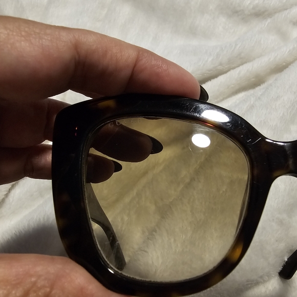 GUCCI SUNGLASSES - Picture 9 of 9